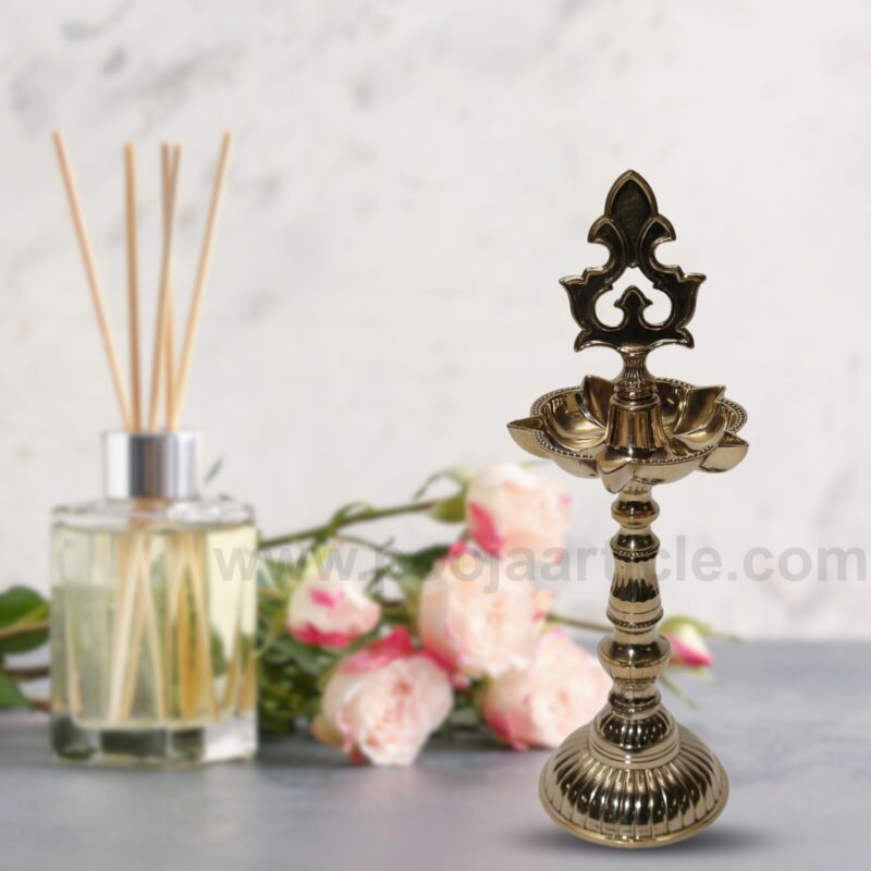 Brass Die Casting Kutthu Vilakku Star
