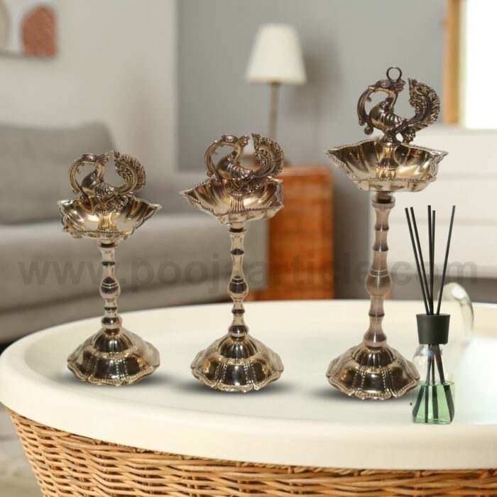 BRASS DIE CASTING DIA DIYA BASE SET OF 3